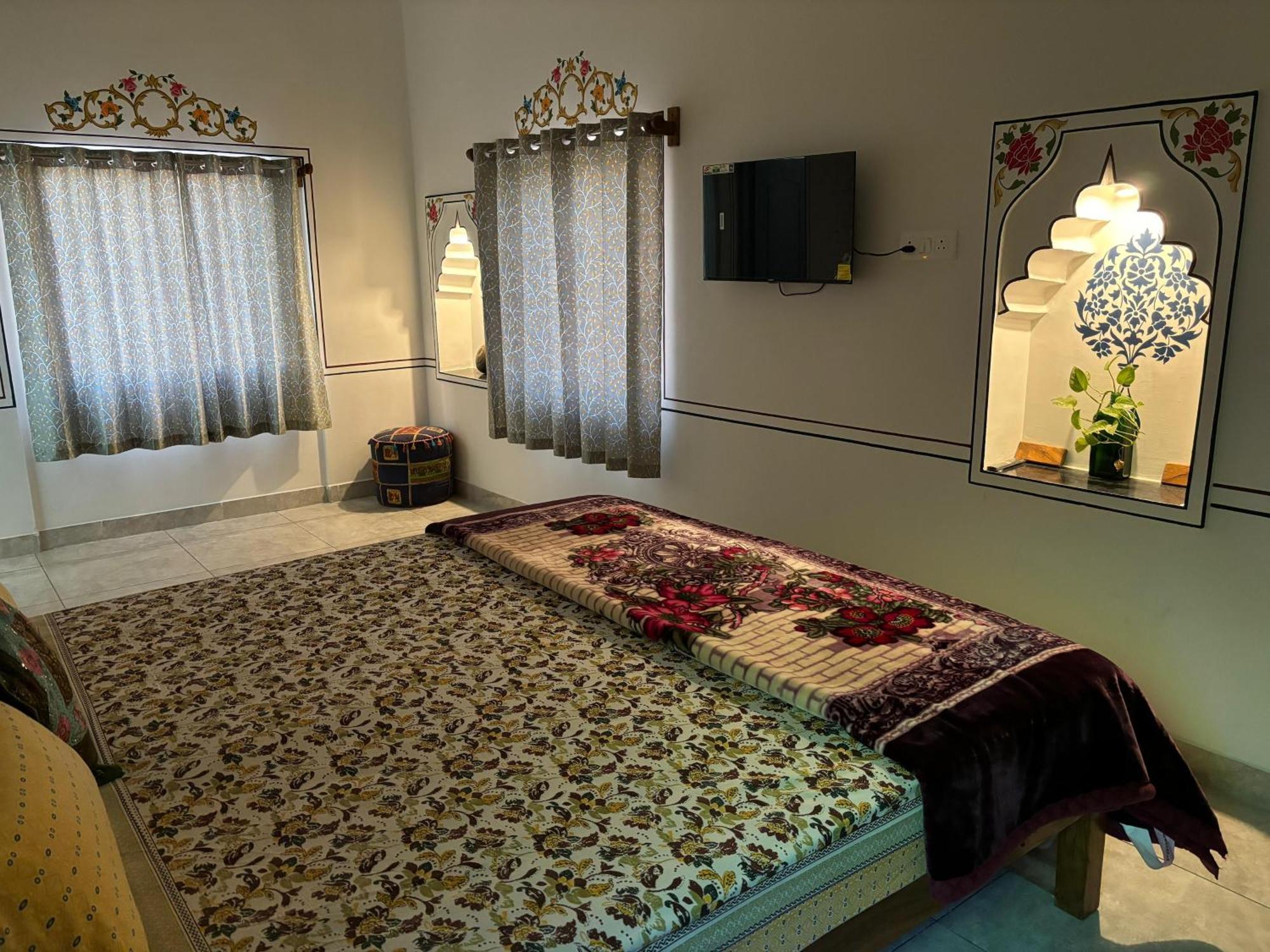 Hotel Tulsi Palace Pushkar Buitenkant foto